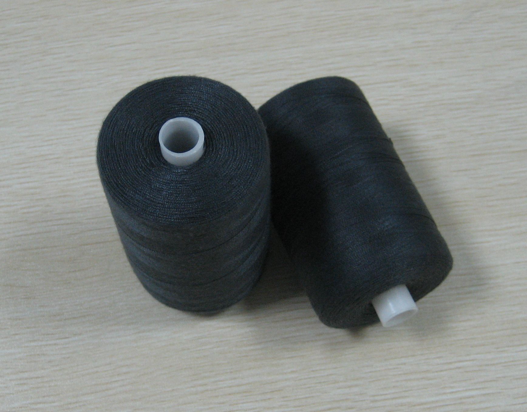 Core spun polyester thread 